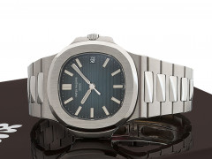 PATEK PHILIPPE  Nautilus, ref. 5711/1A, n° 5537391 / 4947740