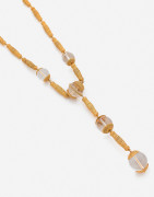 LALAOUNIS Collier en or filigrané et boules de cristal de roche A rock crystal bead and filgreed gold necklace