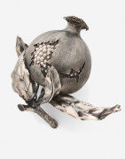 Federico BUCCELLATI   Décoration de table "Grenade" en argent  A silver pomegranate decoration piece