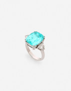 Bague en or, tourmaline 8.01 cts (AIGS: "type Paraïba) et diamants A 8.01 ct tourmaline (AIGS certificate: "Paraiba type"), diamond XX