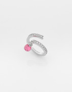 CHAUMET Bague "Frisson" en or, diamants et tourmaline en pampille A pampille tourmaline, diamond and gold "Frisson" ring