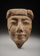 MASQUE FUNÉRAIRE EN BOIS  Art égyptien, Basse Époque, 664-332 av.J.C.