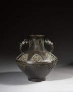 GRAND VASE EN BRONZE ET INCRUSTATIONS, Chine, XIXe-XXe siècle