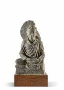 STATUE DE BOUDDHA EN SCHISTE GRIS, Art gréco-bouddhique du Gandhara, IIe - IIIe siècle