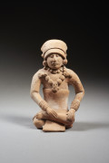 SIFFLET ANTHROPOMORPHE Culture Maya, île de Jaina Classique récent, 600-900 ap. J.-C.