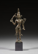 STATUETTE DE MANJUSRI EN BRONZE, Tibet de l'Ouest, XIIe siècle