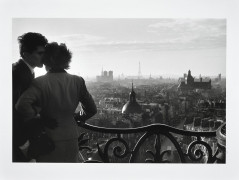 Willy RONIS 1910 - 2009 Les amoureux de la Bastille - Paris, 1957 Épreuve argentique (c. 2000)