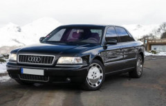 2001 Audi A8 W12 6.0L de Johnny Hallyday  Sans réserve