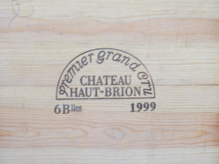 6 bouteilles CHÂTEAU HAUT BRION 1999 1er GC Pessac Léognan Caisse bois d'origine (abimée