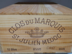 12 bouteilles CLOS DU MARQUIS 2005 Saint Julien Caisse bois d'origine