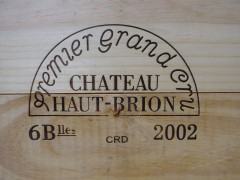 6 bouteilles CHÂTEAU HAUT BRION 2002 1er GC Pessac Léognan Caisse bois d'origine