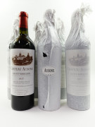 6 bouteilles CHÂTEAU AUSONE 1937 1er GCC (A) Saint Emilion (indication au bas des étiquettes "Rebouchée et réétiquettée par le Château