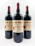 10 bouteilles CHÂTEAU FIGEAC 2010 1er GCC (B) Saint Emilion