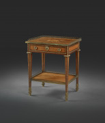 TABLE D'ÉPOQUE LOUIS XVI, VERS 1780-1785 Estampille de Jean-Henri Riesener