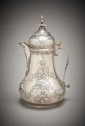 BELLE CAFETIÈRE EN ARGENT  Empire ottoman, vers 1800