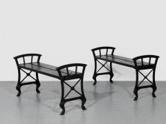 Folke BENSOW 1886-1971 Paire de bancs dits « Parkbänk N° 2 » - circa 1920