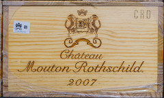 12 bouteilles CHÂTEAU MOUTON ROTHSCHILD 2007 1er GC Pauillac Caisse bois d'origine