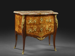 COMMODE D'ÉPOQUE LOUIS XV Estampille de Jean-Mathieu Chevallier