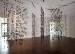 ¤ Jaume PLENSA (Né en 1955) Silent rain - 2003 Fer (en 8 parties)