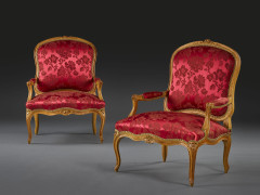 PAIRE DE FAUTEUILS À LA REINE D'ÉPOQUE LOUIS XV Estampille de Jean Boucault