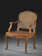 FAUTEUIL CANNÉ D'ÉPOQUE LOUIS XV Estampille d'Etienne Meunier