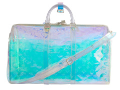 LOUIS VUITTON par Virgil Abloh Printemps-été 2019  Sac KEEPALL 50  Monogram Prism iridescent en polyuréthane et polyester...