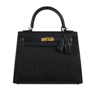 HERMÈS 2021  Sac KELLY Sellier 25   Autruche noir (Struthio camelus) NR Garniture métal plaqué or Bandoulière  KEL...