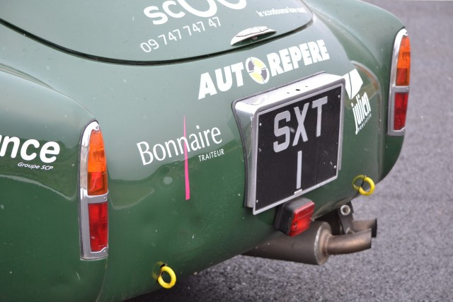 1958 ASTON MARTIN DB MK III COMPETITION SALON - NO RESERVE Chassis no. AM300/3/1502Cette fabuleuse DB MkIII " SXT 1 " reconstruite sous