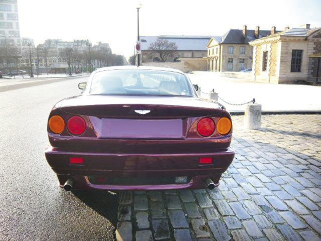1996 ASTON MARTIN V8 VANTAGE 550CH - NO RESERVE Châssis no. SCFDAM2SXVBL70129Quatre années passèrent entre l'introduction de la Virage