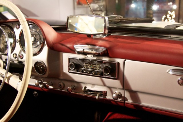 1957 MERCEDES BENZ 190 SL HARD TOP