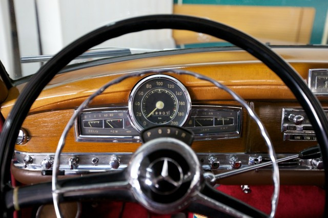 1958 MERCEDES BENZ 300d ADENAUER