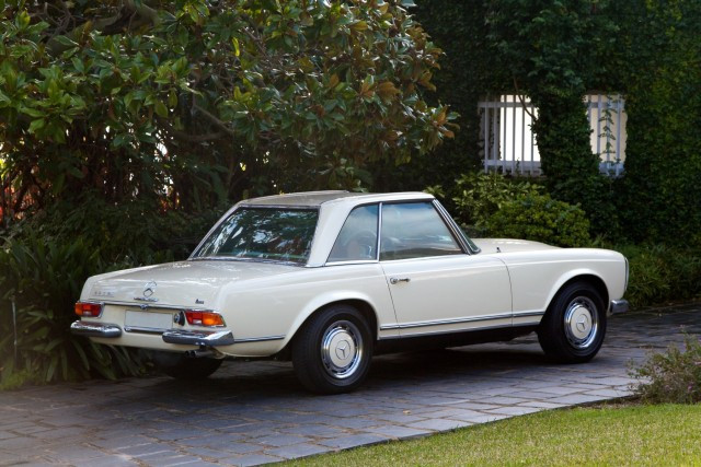 1968 MERCEDES BENZ 280 SL PAGODE AVEC HARD TOP
