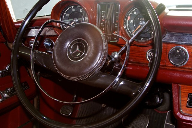 1965 MERCEDES BENZ 600 PULLMAN