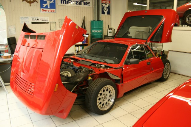 ¤ 1983 LANCIA RALLYE 037