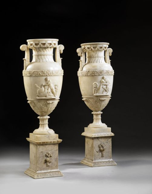 PAIRE DE VASES DE LA DEUXIEME MOITIE DU XIXEME SIECLE