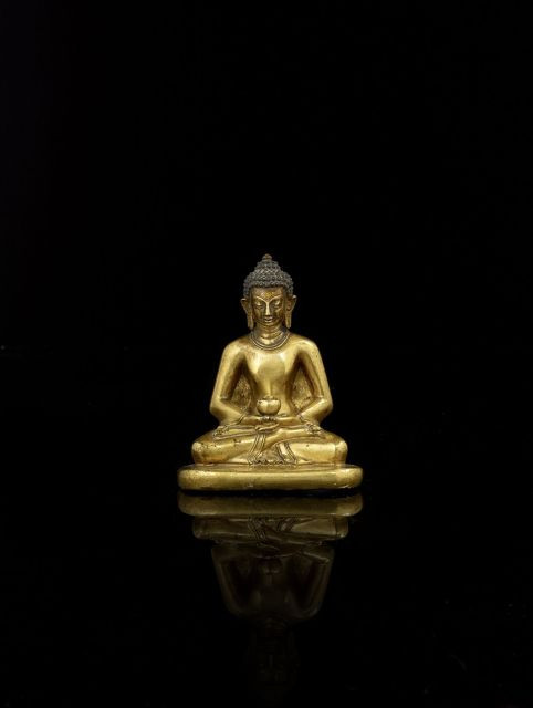 STATUETTE DE BOUDDHA EN BRONZE DORÉ, CHINE, DYNASTIE QING, XVIIIE-XIXE SIÈCLE