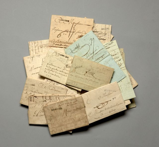 Marques linéaires antérieures à 1792 - Bel ensemble de marques postales au tampon en port dû et port payé. 37 lettres.