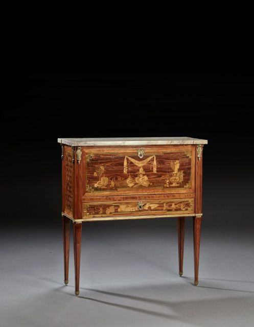 SÉCRETAIRE D'ÉPOQUE LOUIS XVI Estampille de Léonard Boudin