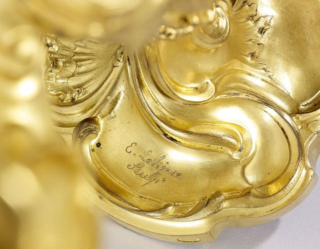 PAIRE DE CANDÉLABRES DE STYLE LOUIS XV, DEUXIÈME MOITIÉ DU XIXe SIÈCLE Par Eugène Lelièvre et Susse Frères