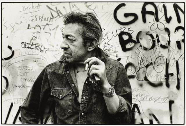 Nigel PARRY (Né en 1968) SERGE GAINSBOURG, PARIS, 1989 Tirage argentique d'époque