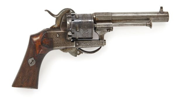 Revolver, à broche
