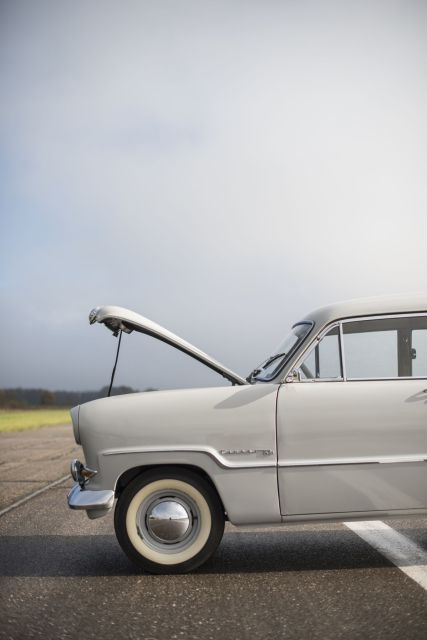 1957 Ford Taunus 15M break "Weltkugel"  No reserve
