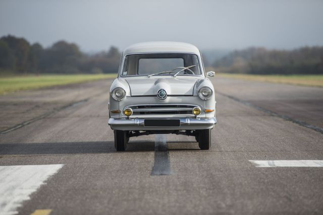 1957 Ford Taunus 15M break "Weltkugel"  No reserve