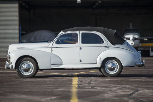 1950 Peugeot 203 Berline Découvrable  No reserve