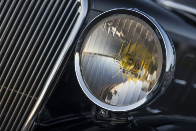 1934 Renault Vivastella Limousine (PG9) No reserve Carte grise française de collectionChâssis n°619646Moteur n° E60103227Carrosserie n°
