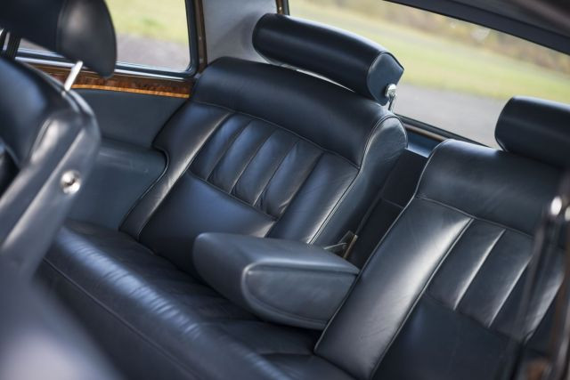 1977 Rolls Royce Corniche coupé  No reserve