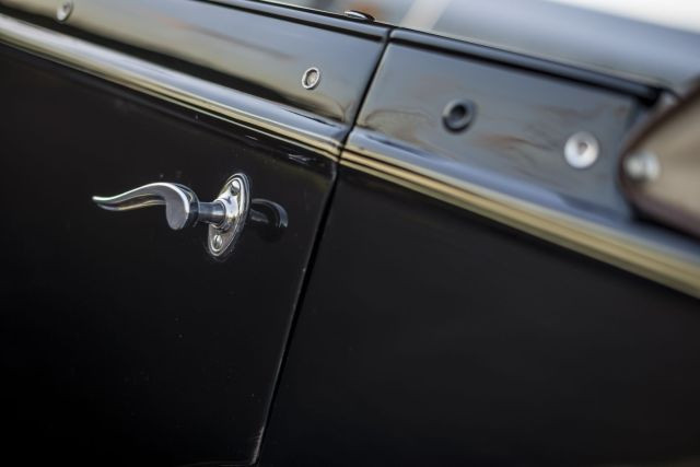 1934 Ford V8-40 Torpédo Le Baron  No reserve