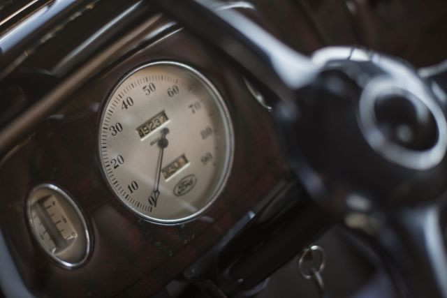 1934 Ford V8-40 Torpédo Le Baron  No reserve