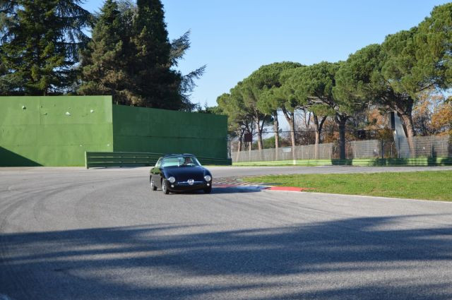 1957 Abarth 750 Zagato Titre de circulation italienChâssis n° 222623- Magnifique restauration- Historique en course connu- Modèle europ