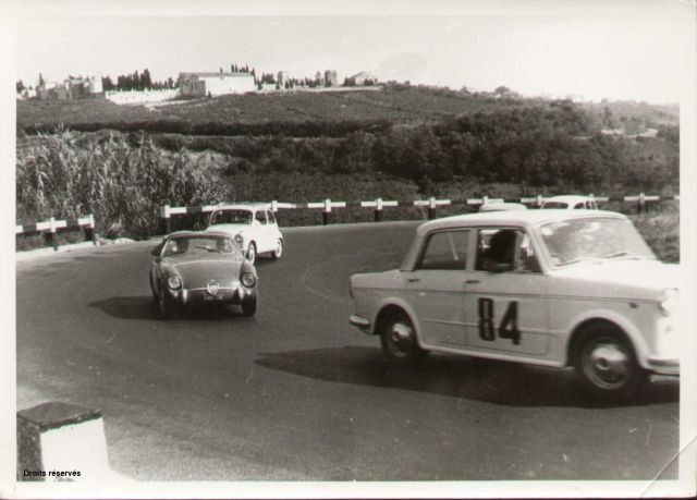 1957 Abarth 750 Zagato Titre de circulation italienChâssis n° 222623- Magnifique restauration- Historique en course connu- Modèle europ